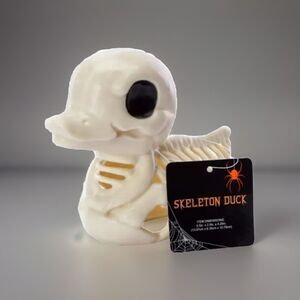 🔥Skeleton Duck Halloween Decor 5.5in x 4.25in BNWT🔥